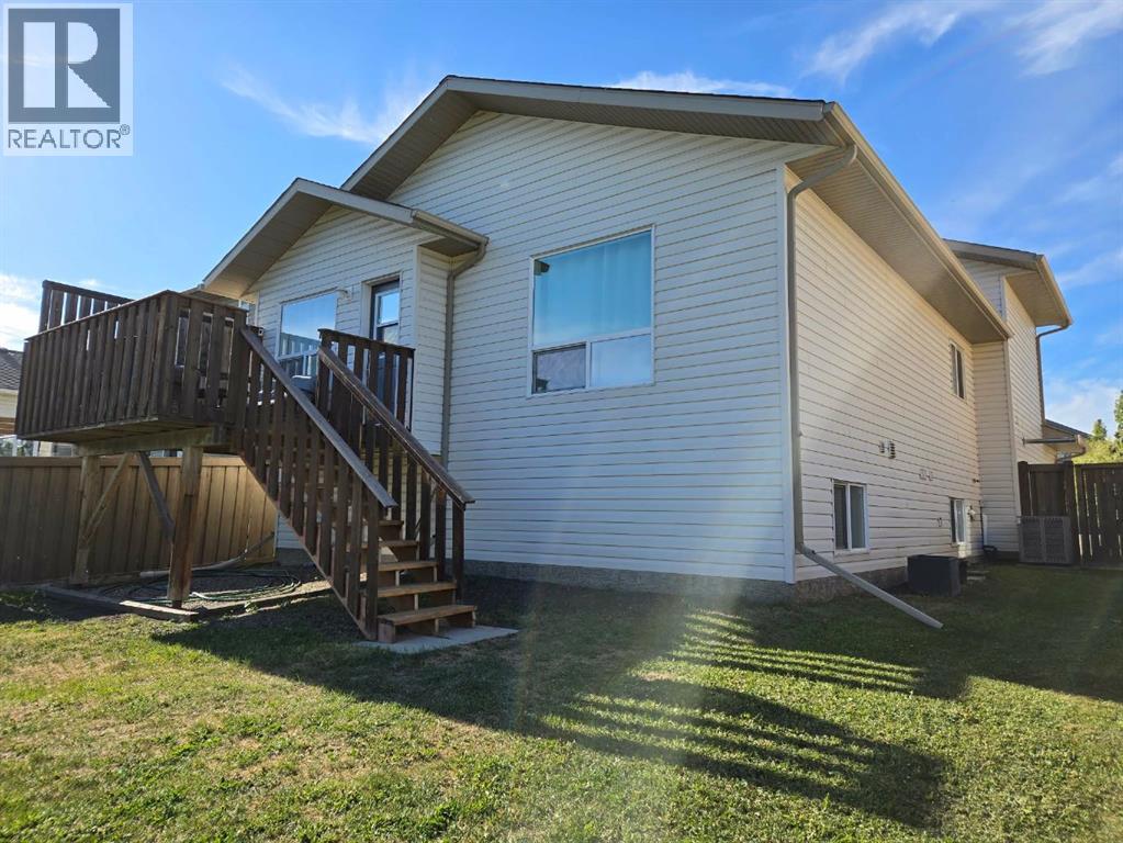 8563 69 Avenue - 5