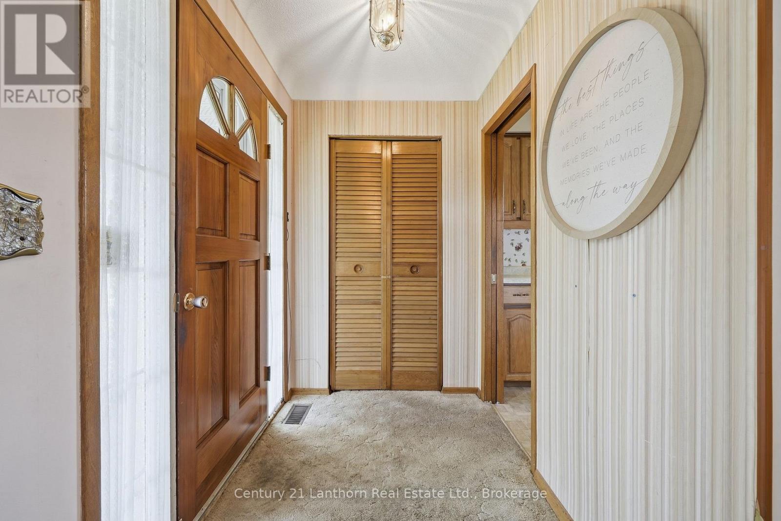 1041 HUDSON DRIVE - 10