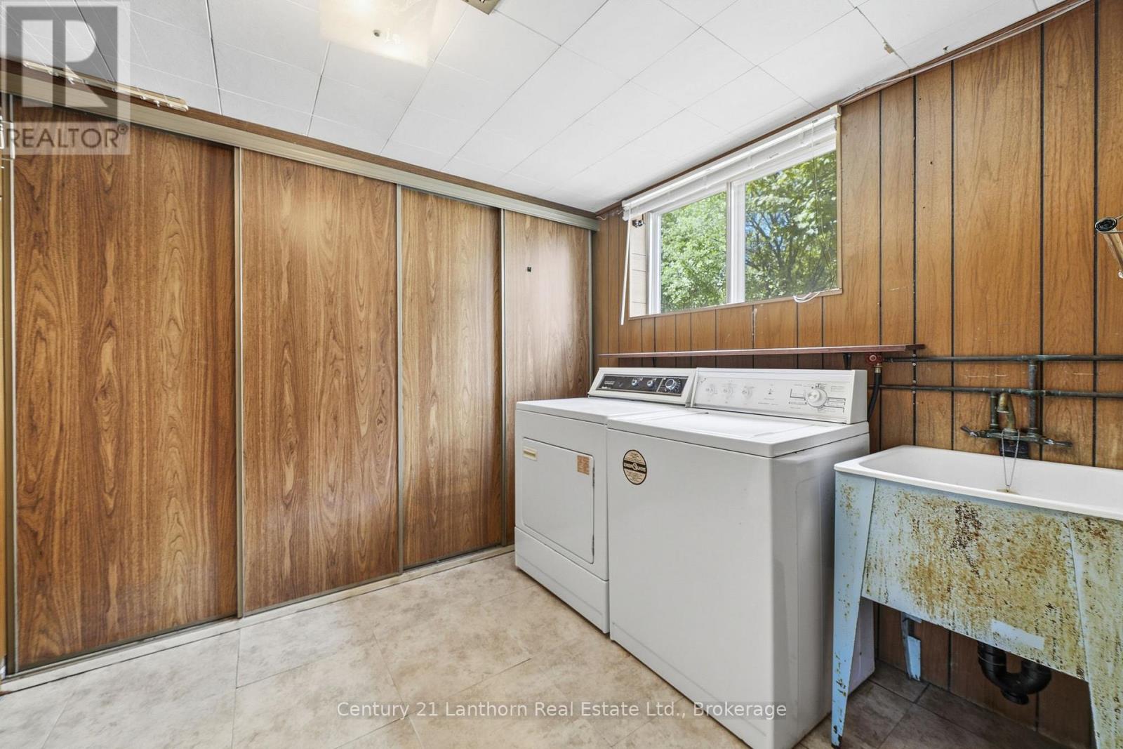1041 HUDSON DRIVE - 36