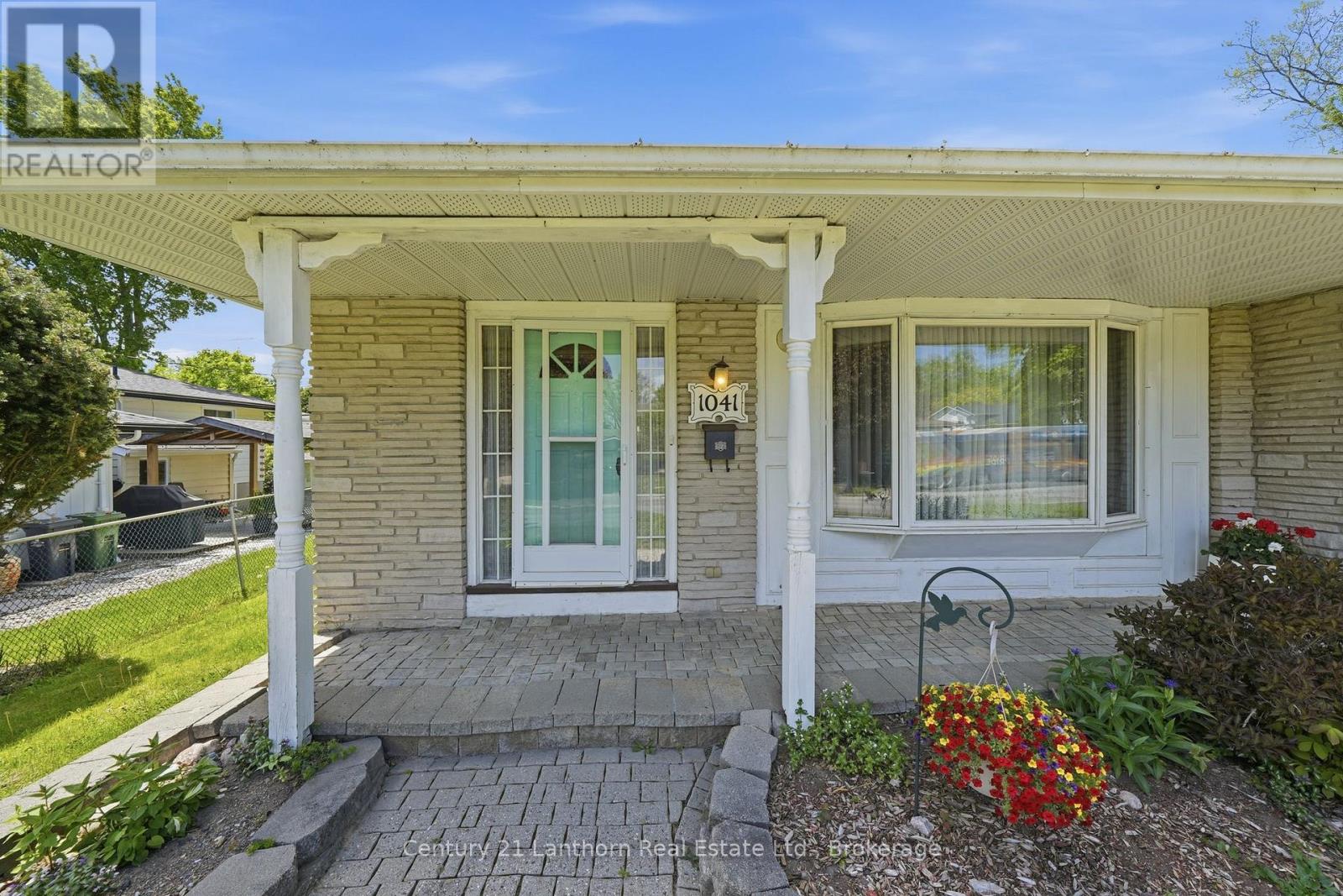 1041 HUDSON DRIVE - 8