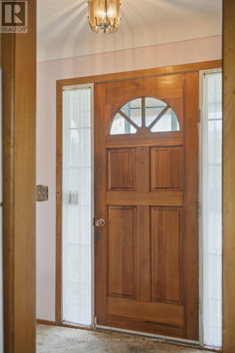 1041 HUDSON DRIVE - 9