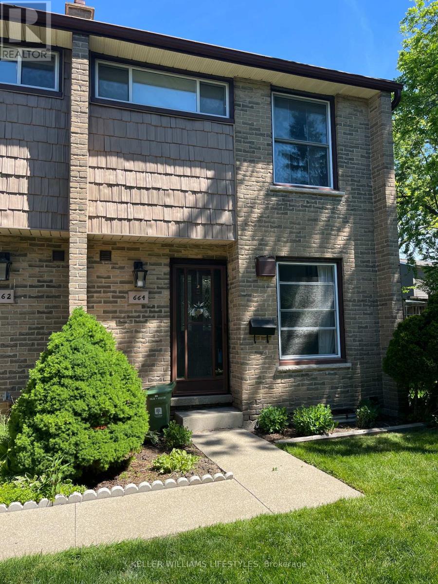 664 WONDERLAND ROAD S - 1