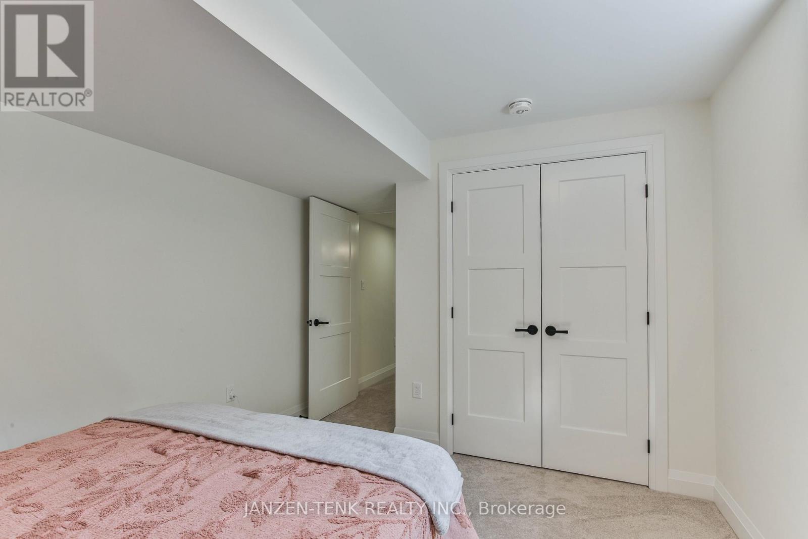 11 CHARLES COURT - 40