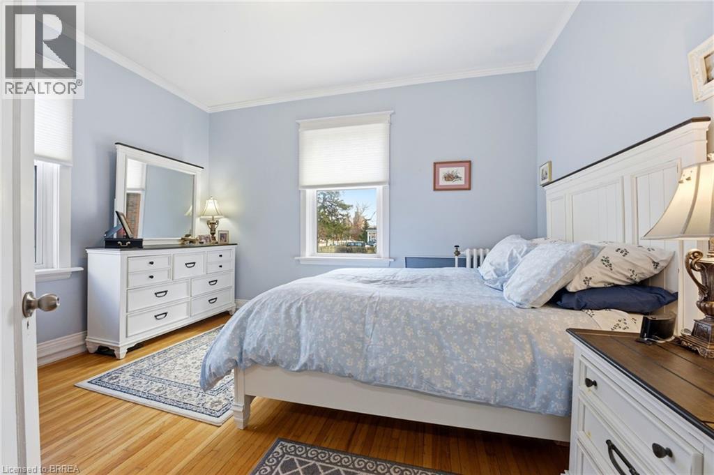 #1 54 DUFFERIN Avenue - 12