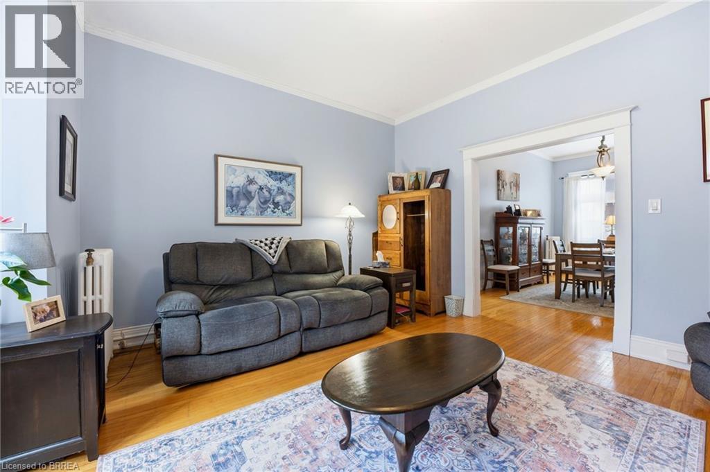 #1 54 DUFFERIN Avenue - 5