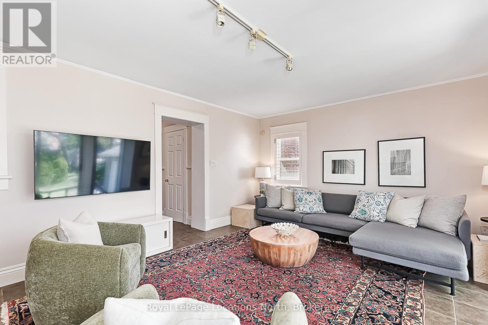 136 OAK STREET - 19