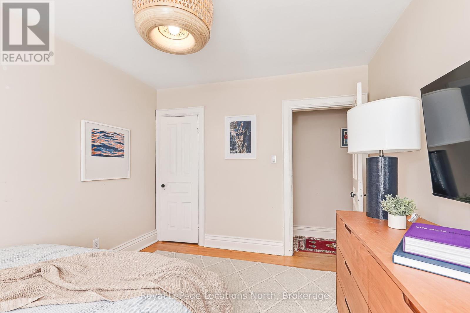 136 OAK STREET - 22