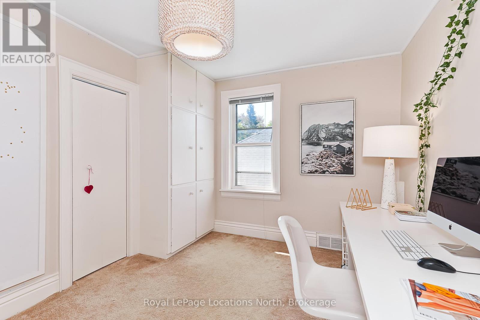 136 OAK STREET - 23