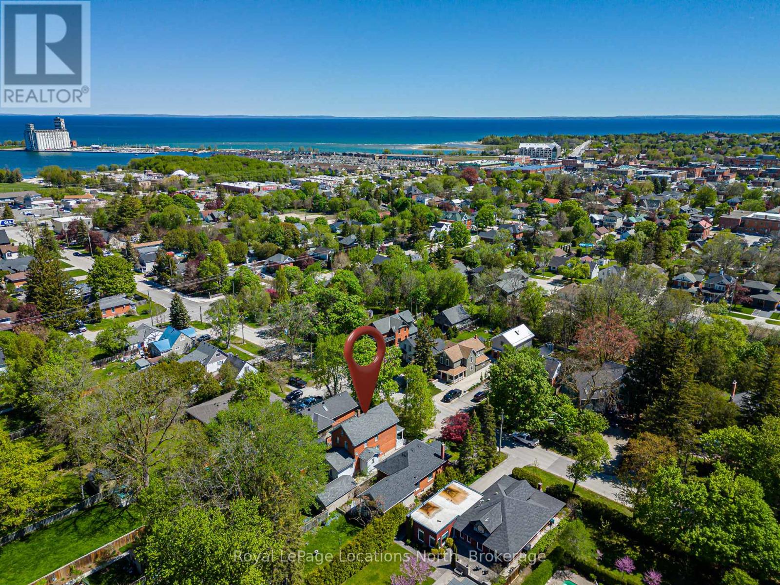 136 OAK STREET - 33