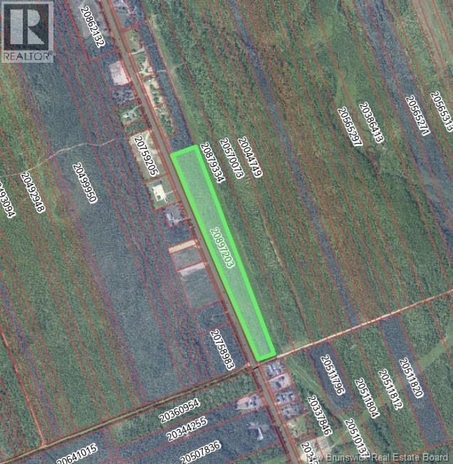10.7 acres Rue du Portage