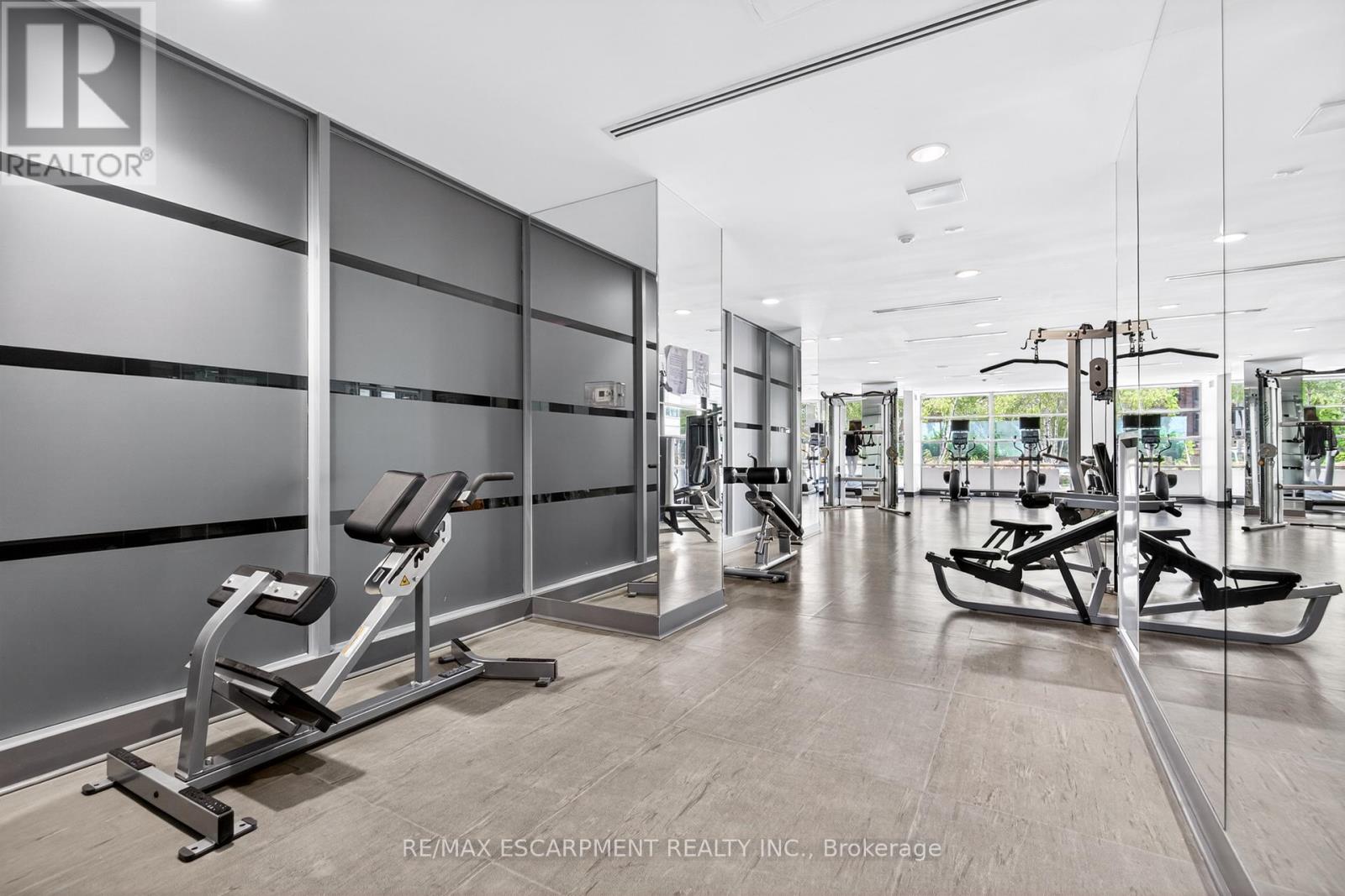 #806 399 ADELAIDE STREET W - 42
