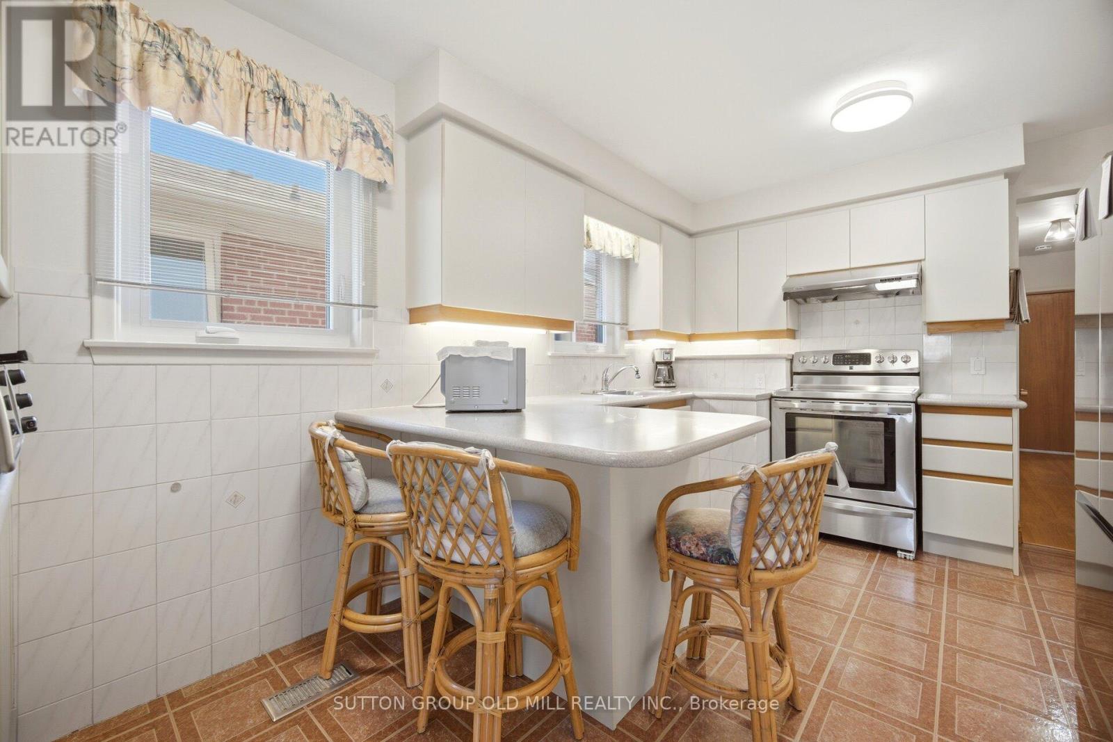 99 SCARDEN AVENUE - 12