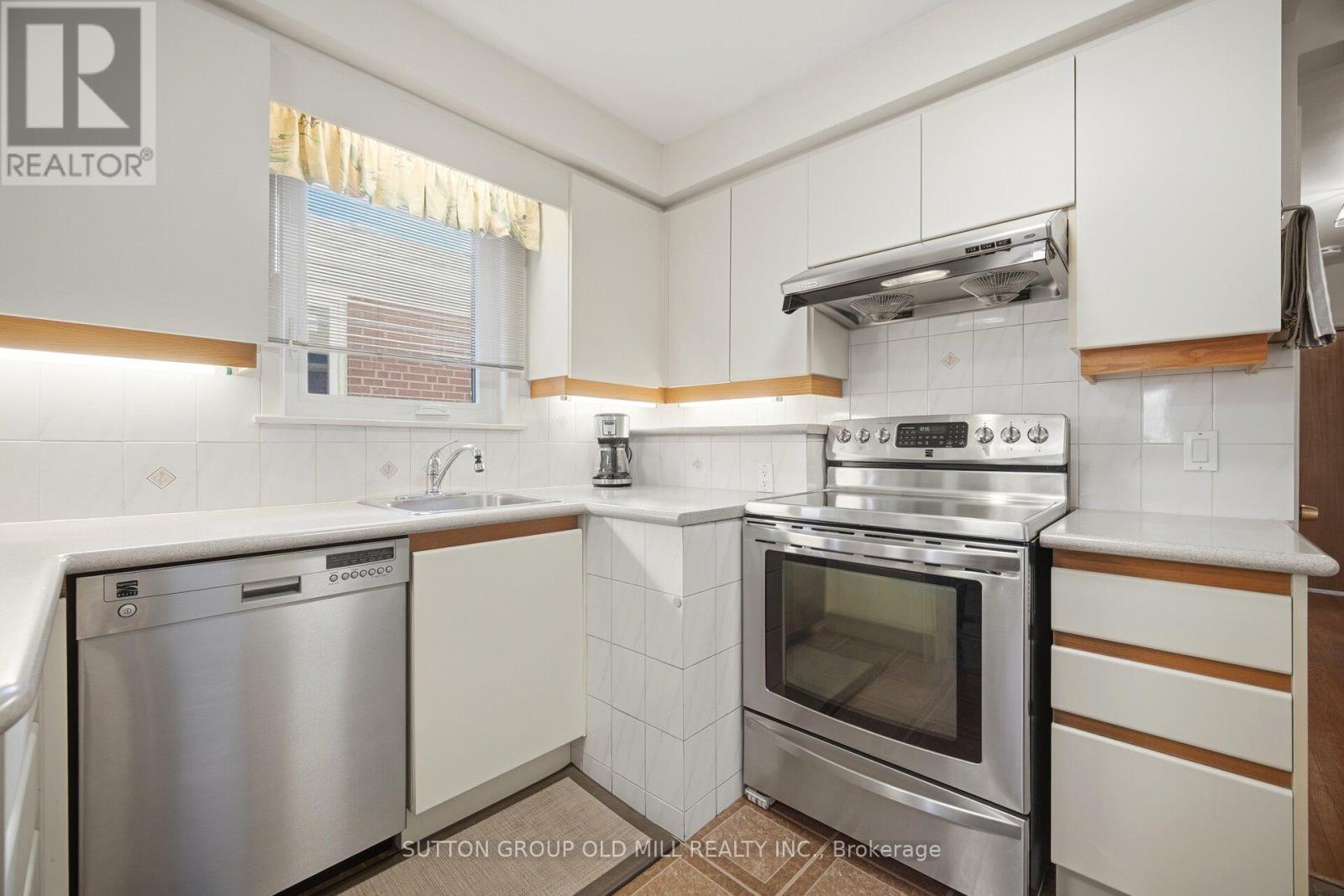 99 SCARDEN AVENUE - 13