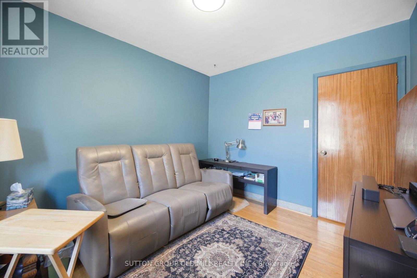 99 SCARDEN AVENUE - 23