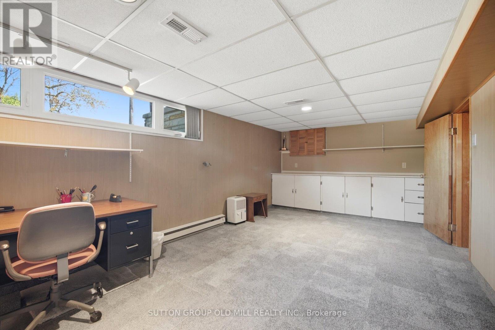 99 SCARDEN AVENUE - 32