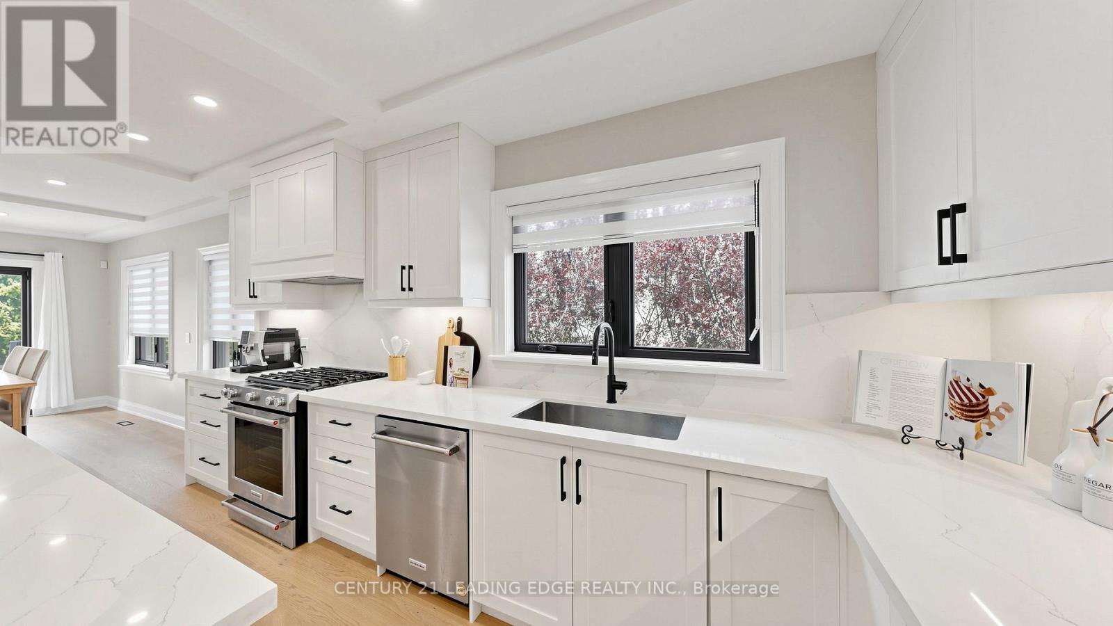 56 FAIRGATE CRESCENT - 14