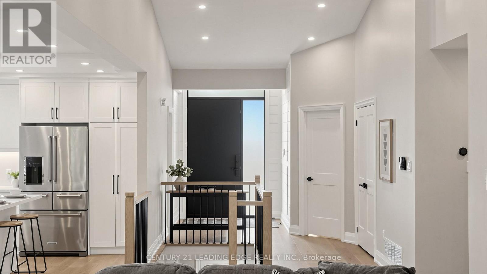 56 FAIRGATE CRESCENT - 6