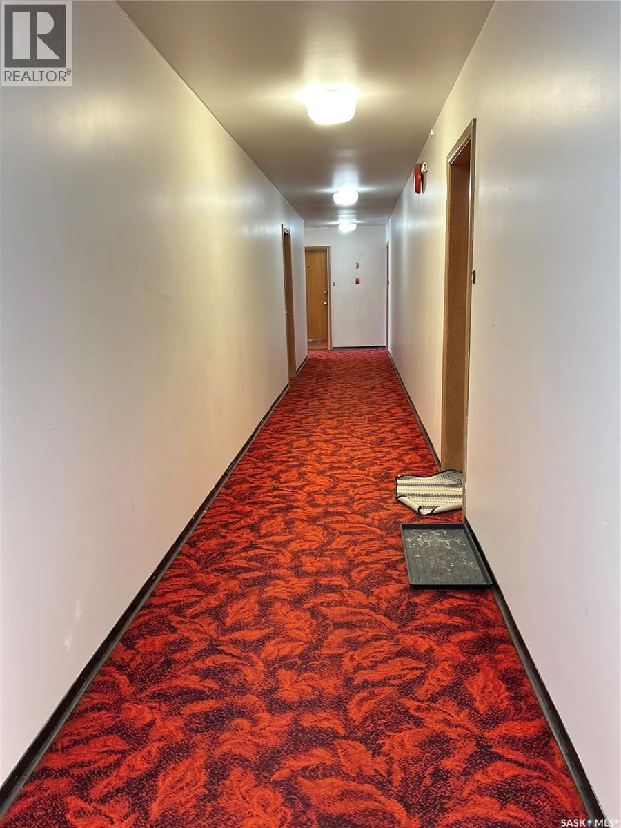 15 4th AVENUE - 19