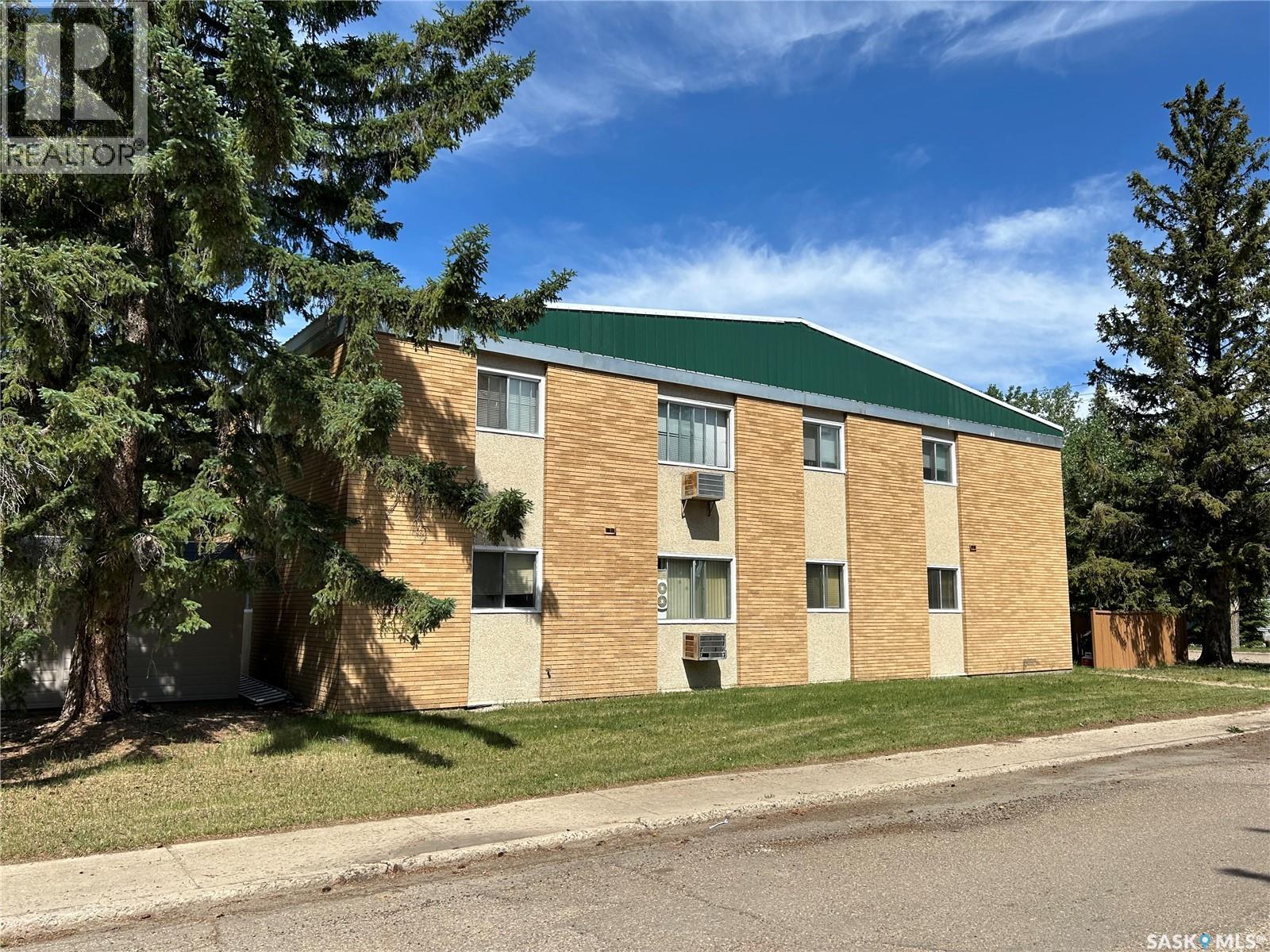 15 4th AVENUE - 4