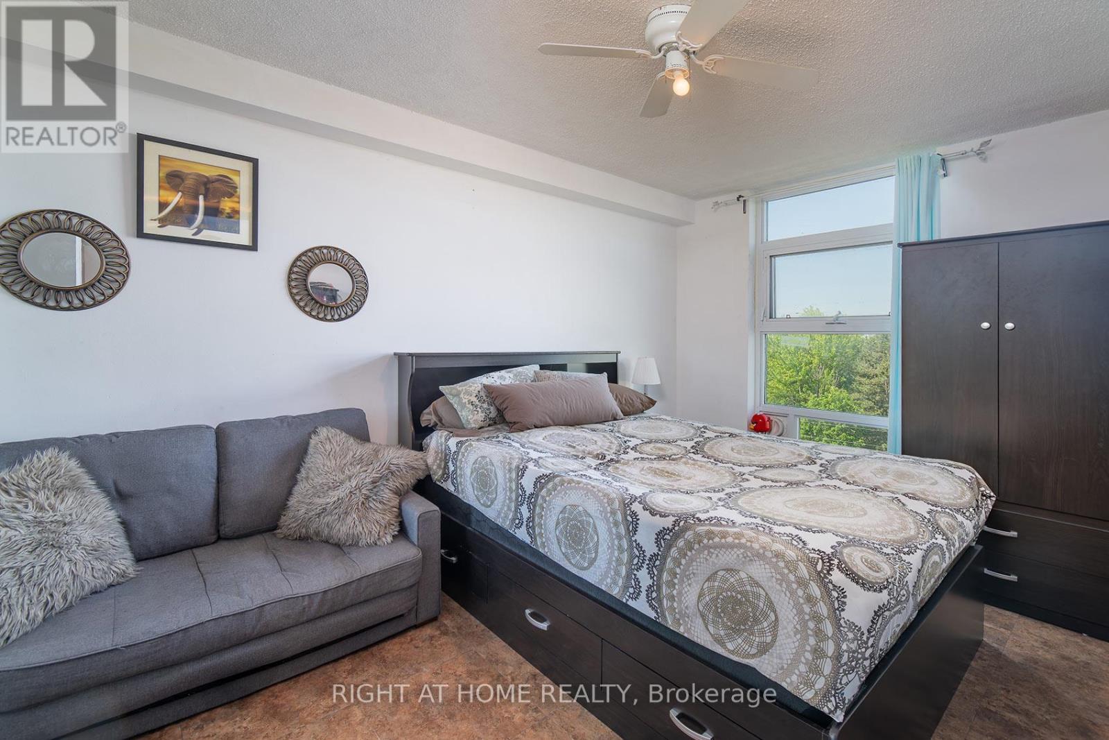 #608 335 DRIFTWOOD AVENUE - 25