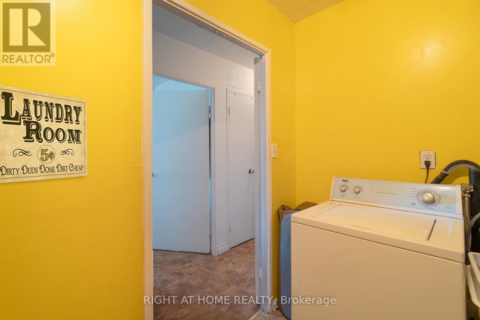 #608 335 DRIFTWOOD AVENUE - 30