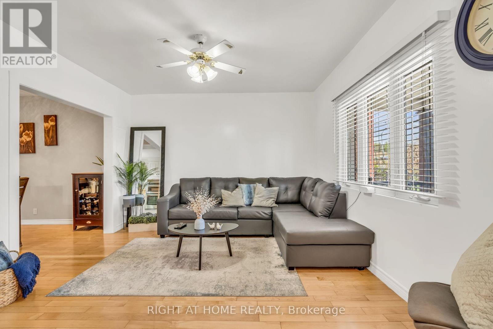 12 PORTER AVENUE - 10