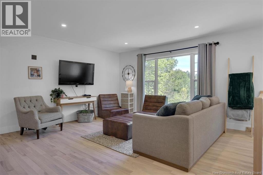3 Regal Drive - 6