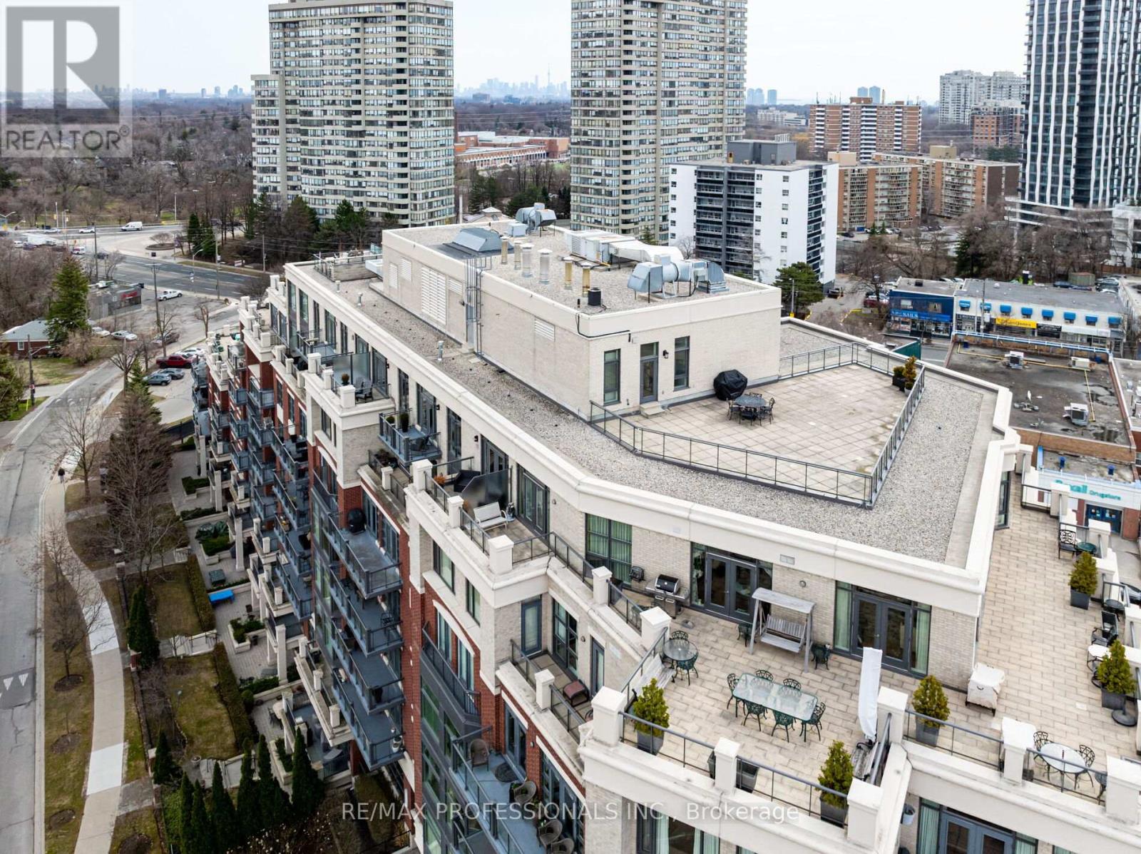 #PH3 9 BURNHAMTHORPE CRESCENT - 25
