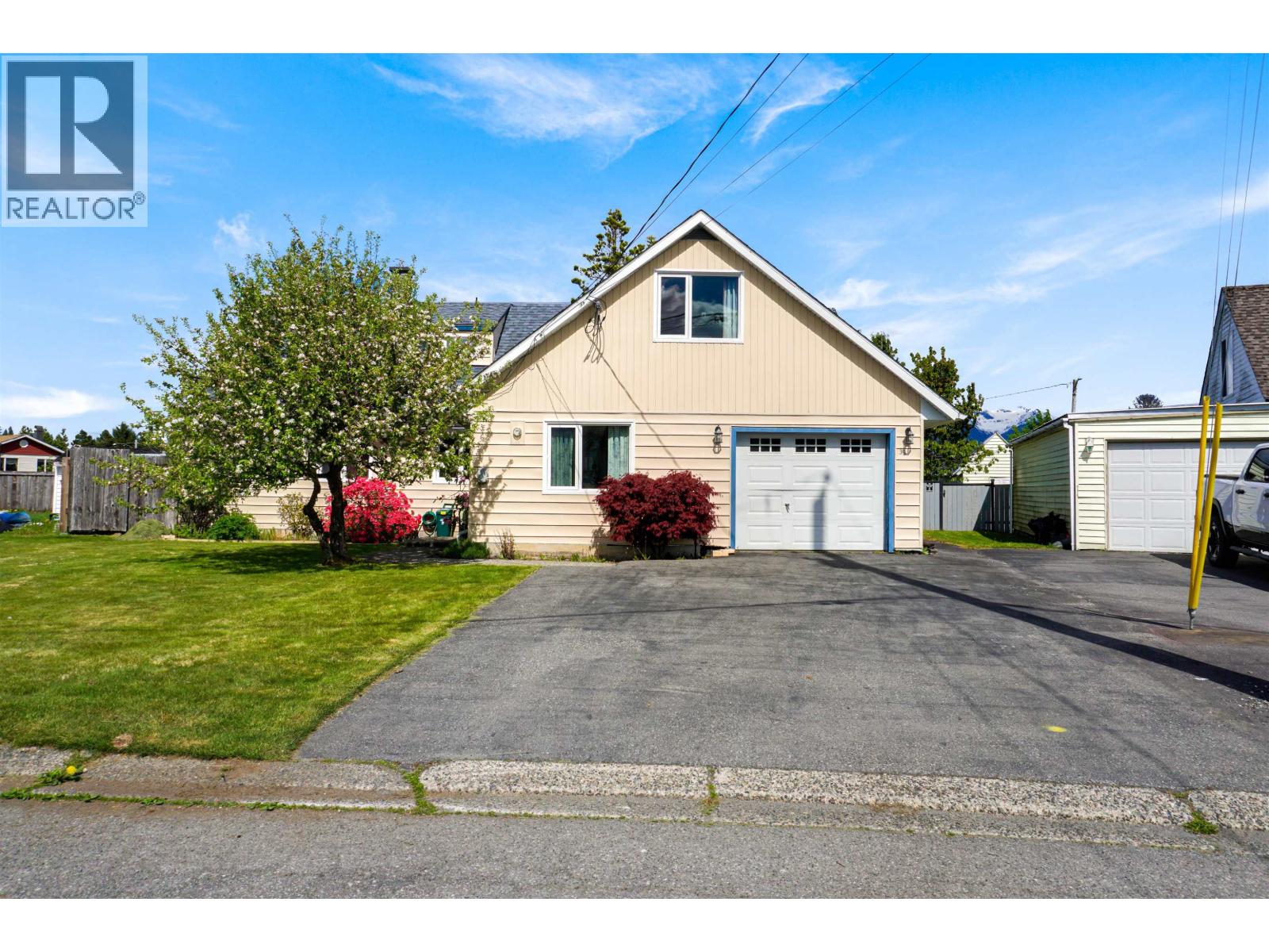 33 SWANNELL STREET - 1
