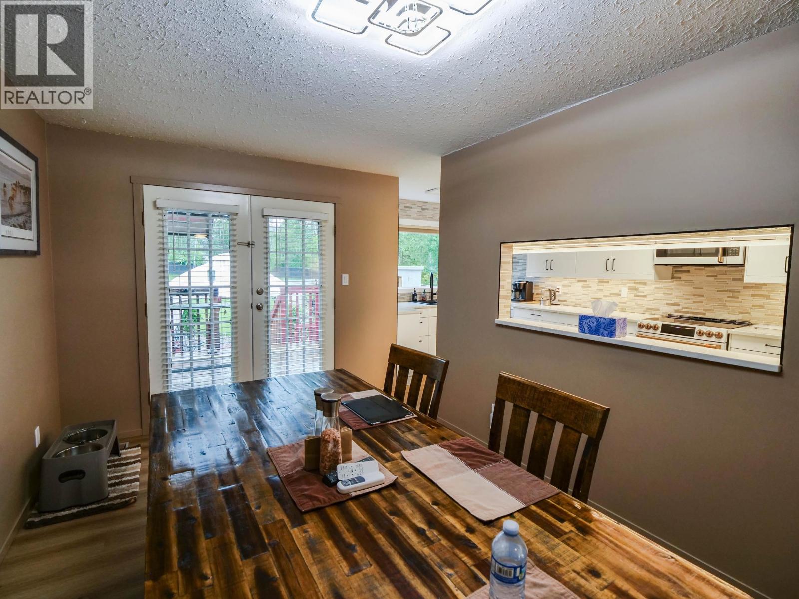 204 SANDERSON ROAD - 9
