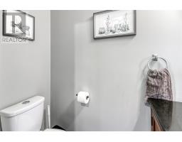 78 Central Ave, Elliot Lake, ON P5A2G1 Photo 36