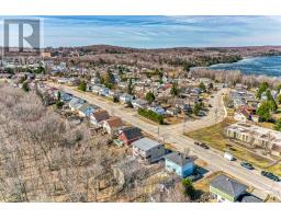 78 Central Ave, Elliot Lake, ON P5A2G1 Photo 25