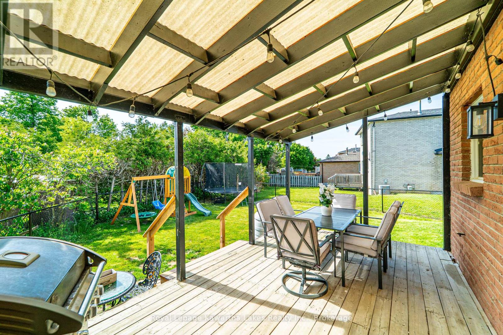 25 BIRCH COURT - 31