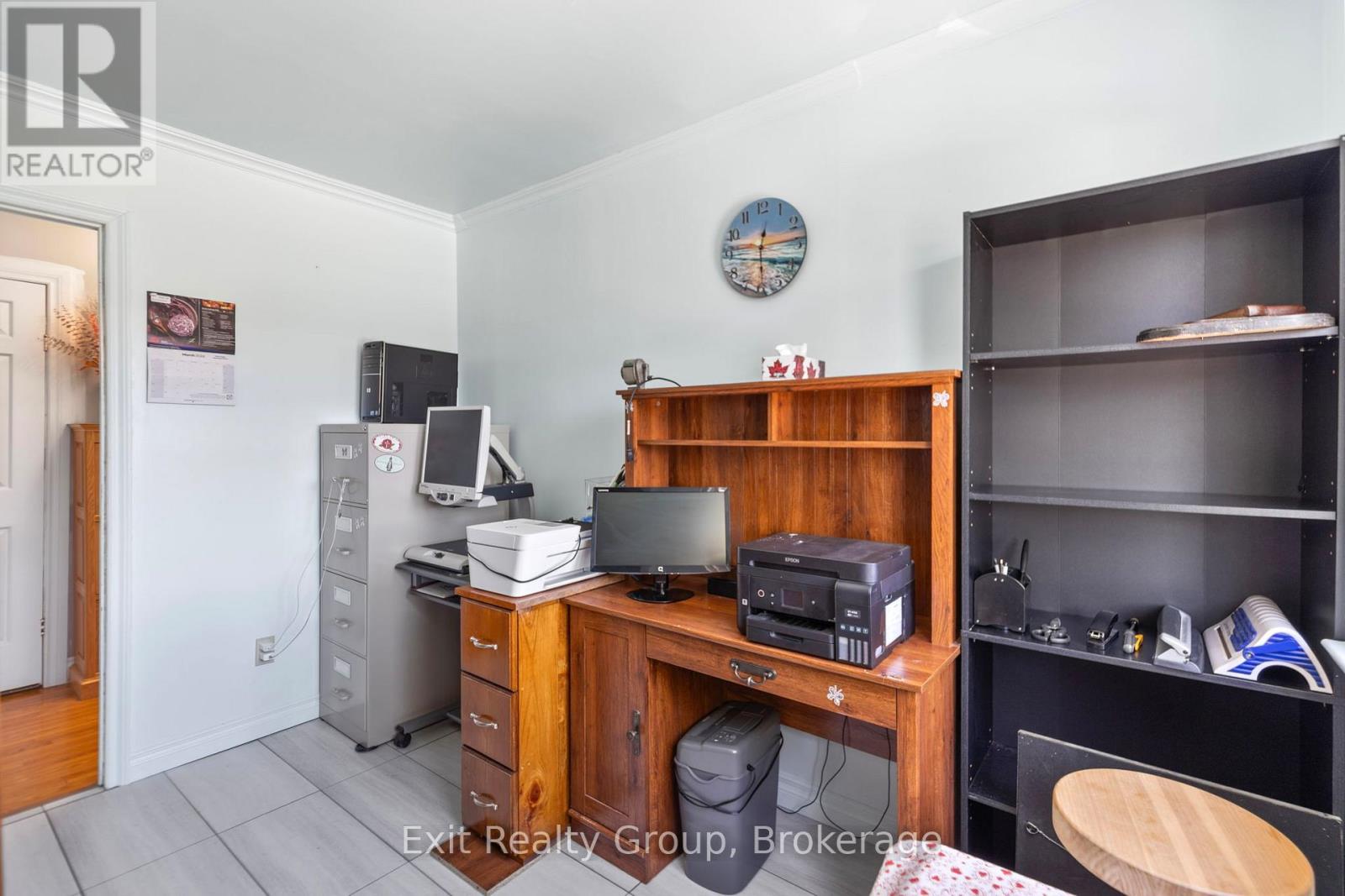 40 ALDERSHOT AVENUE - 28