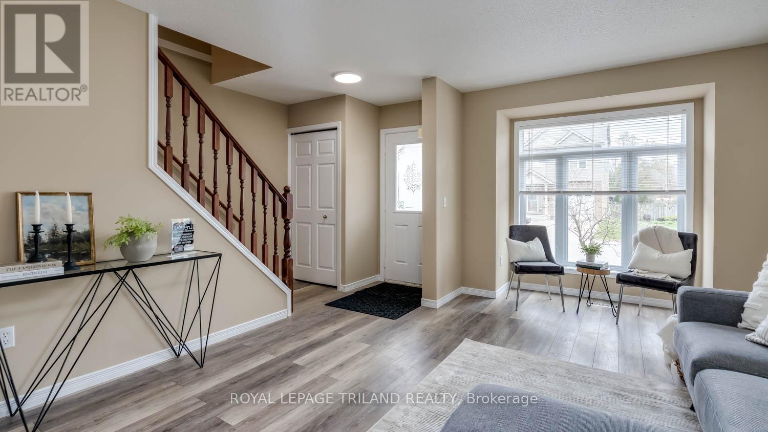 #17 1600 MICKLEBOROUGH DRIVE - 2