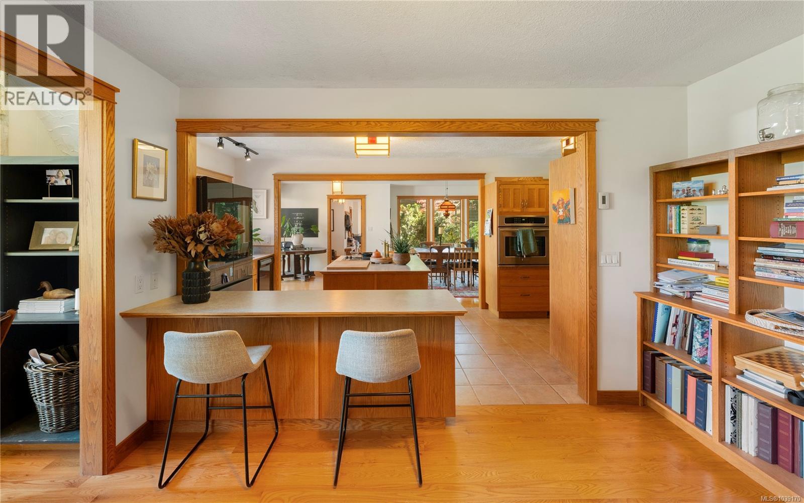 133 Arnell Way - 10