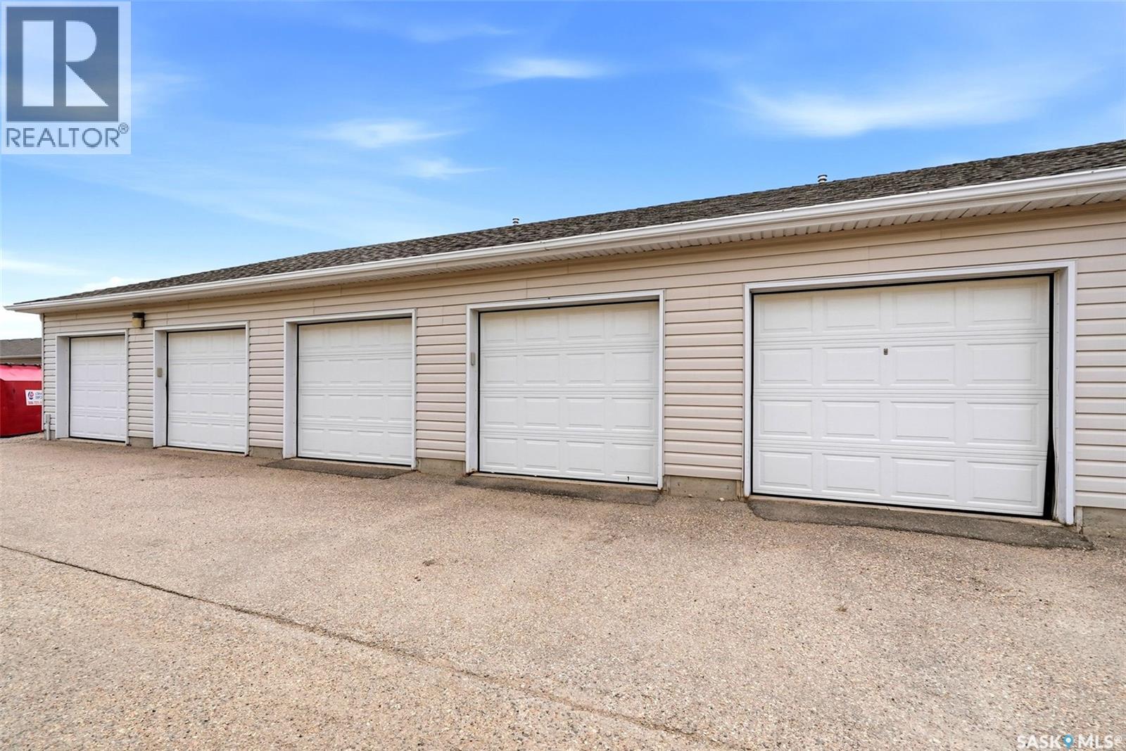 #4042 Buckingham DRIVE - 30
