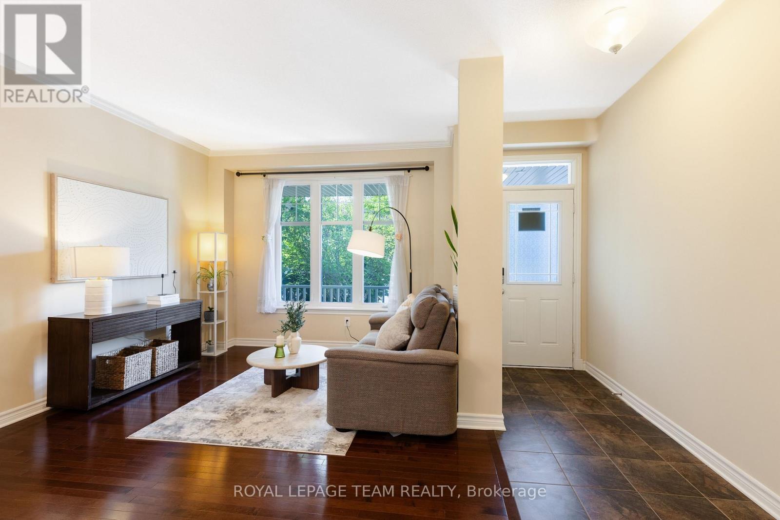 104 PANISSET AVENUE - 7