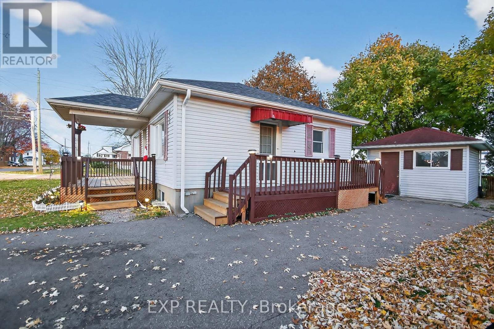 41 HWY 5 W STREET - 32