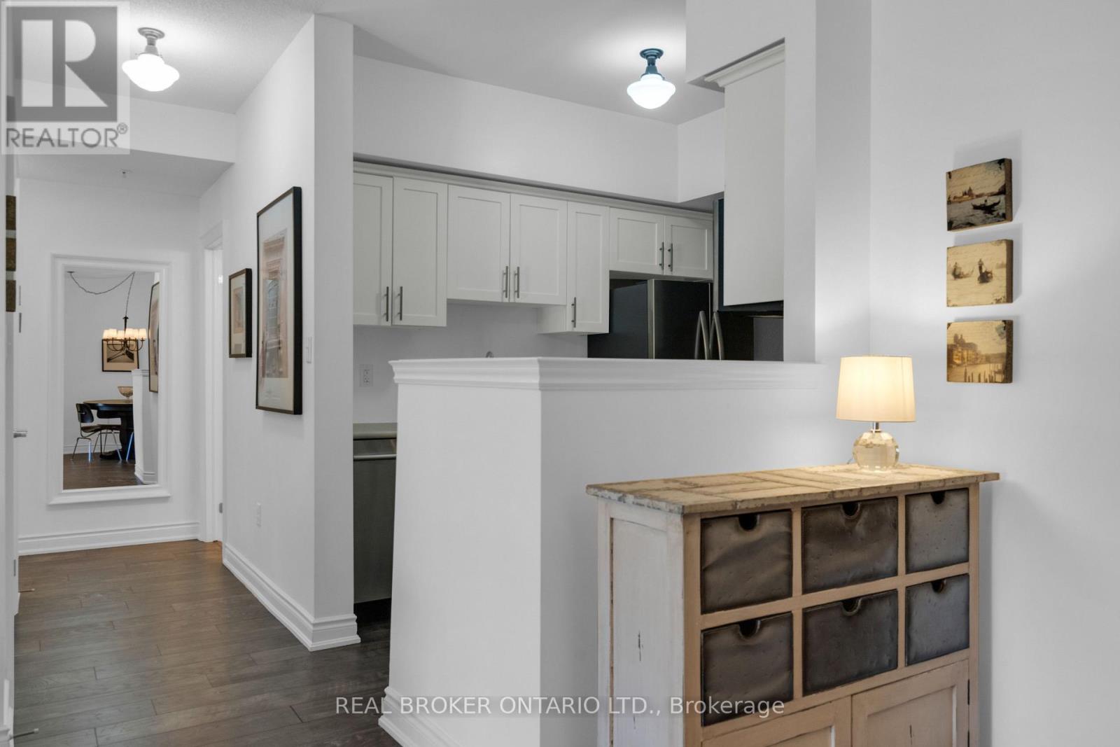 #108 42 FERNDALE DRIVE S - 10