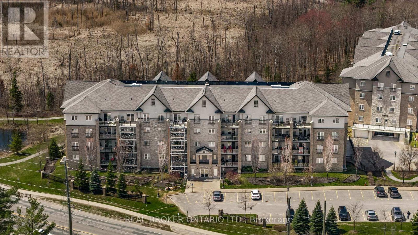 #108 42 FERNDALE DRIVE S - 28