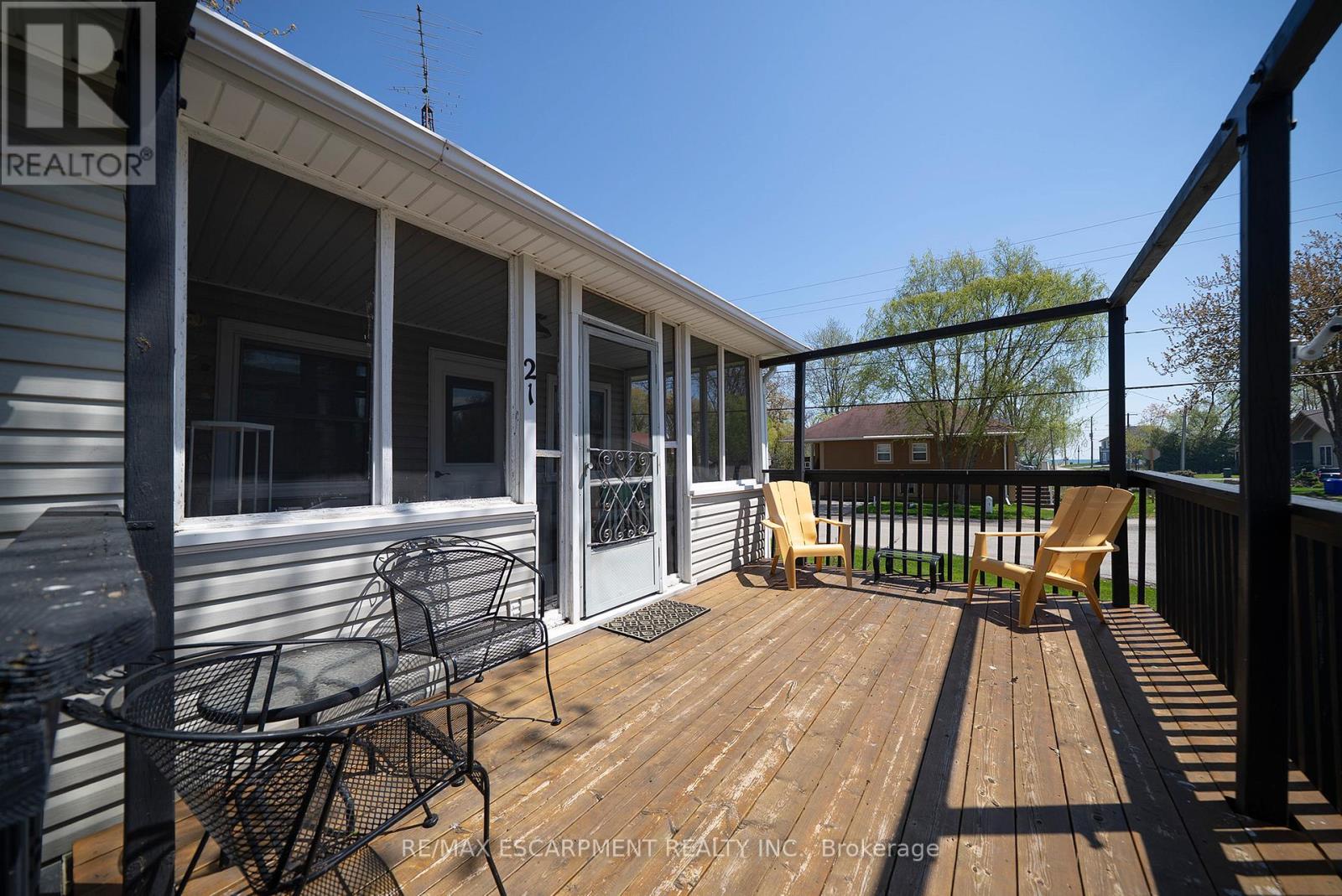 21 FERRIS STREET - 7