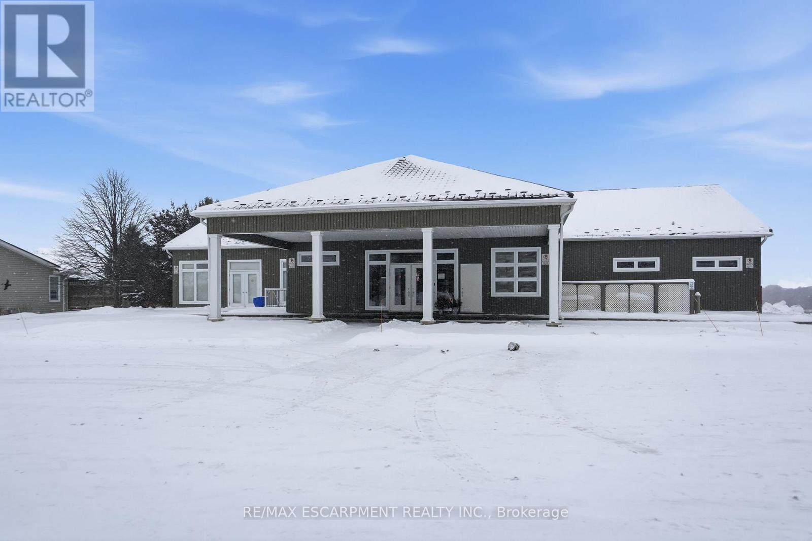 148 GLENARIFF DRIVE - 34