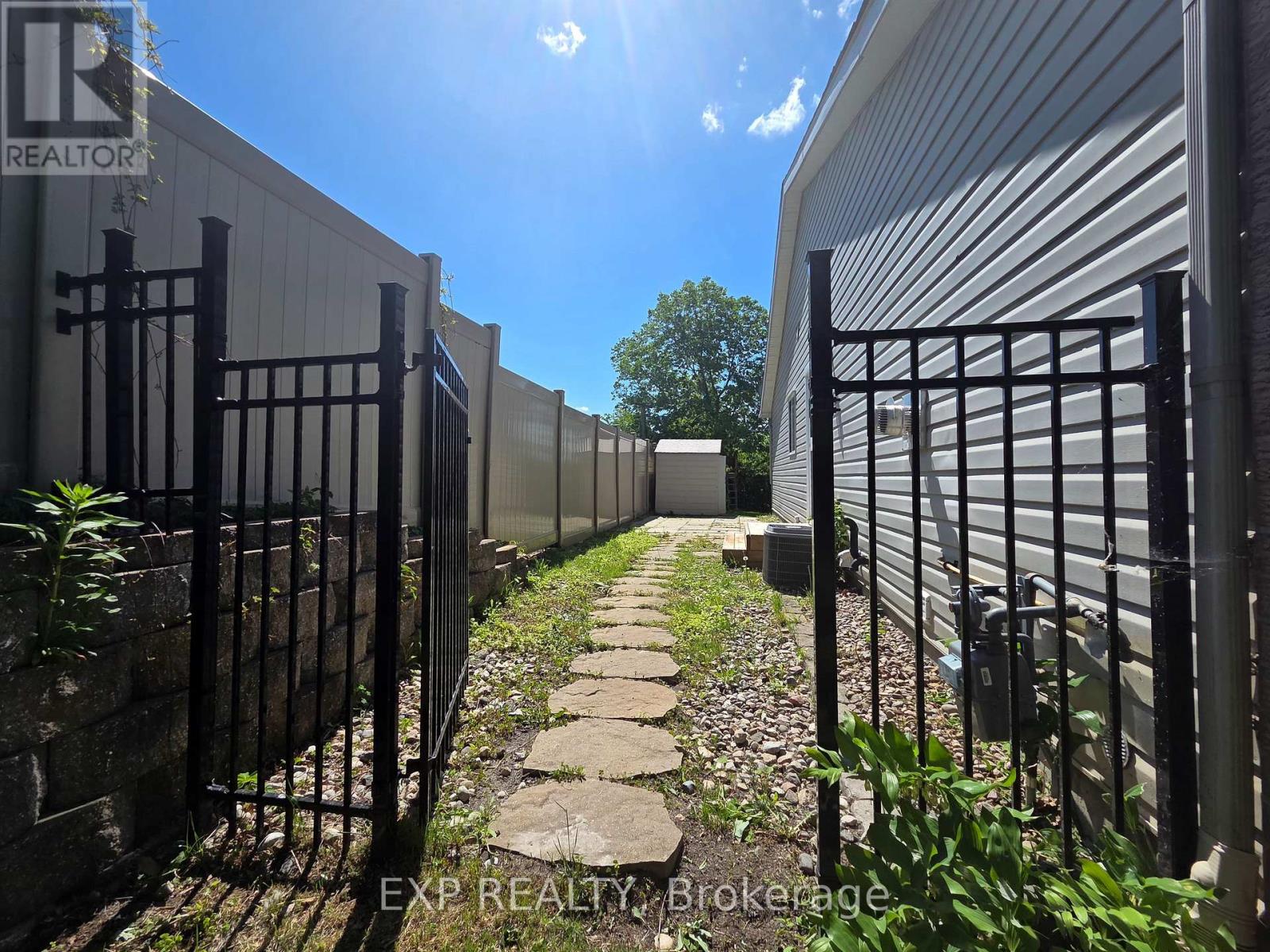 277 GORE STREET - 43