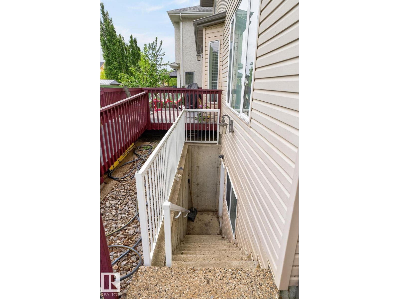 1508 PALMER CL NW - 6
