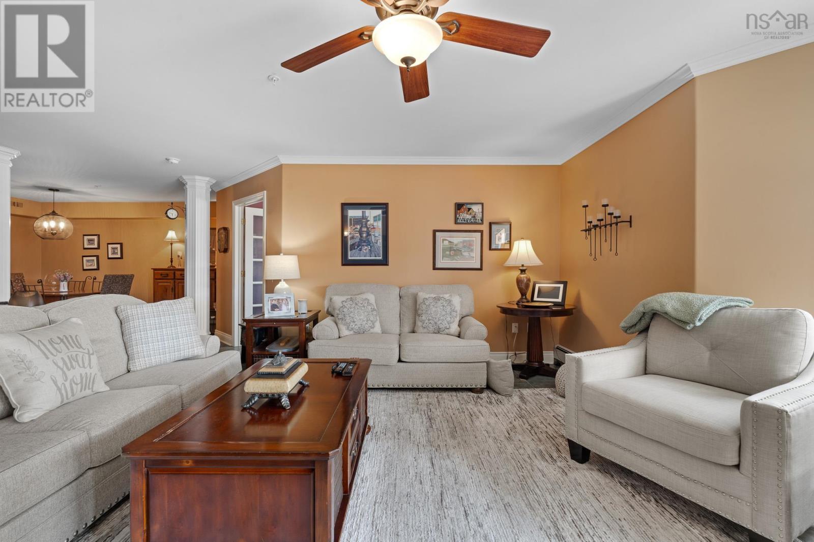 #214 512 Parkland Drive - 7