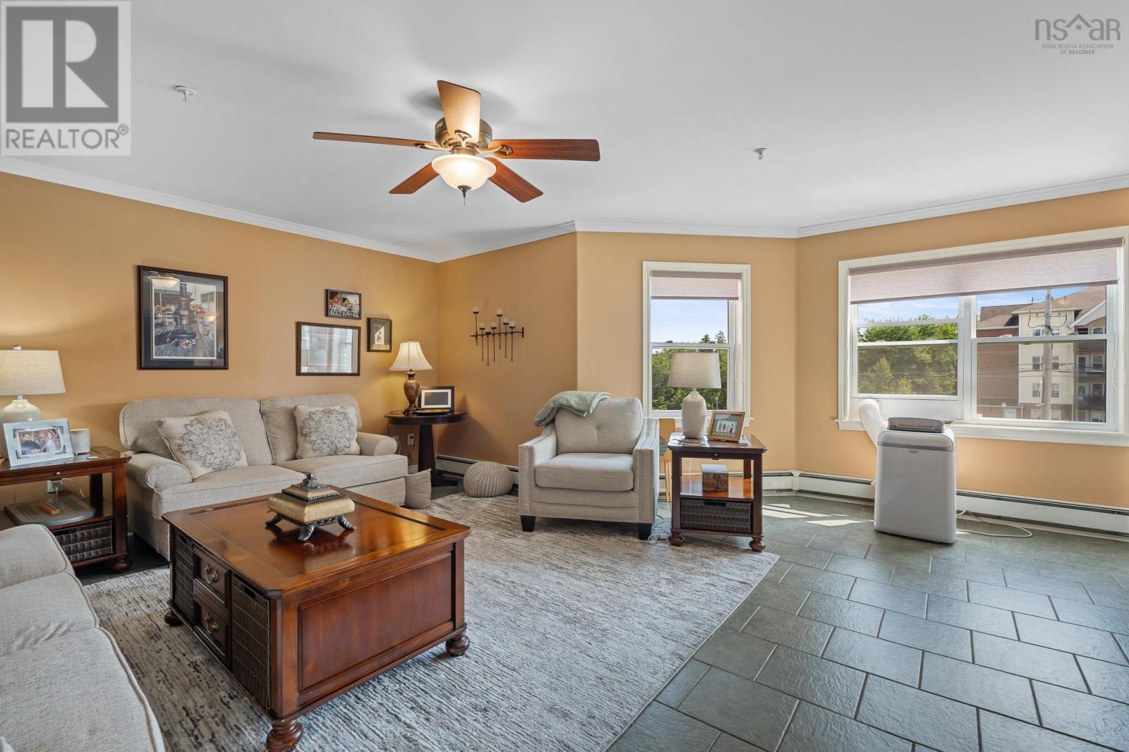 #214 512 Parkland Drive - 6