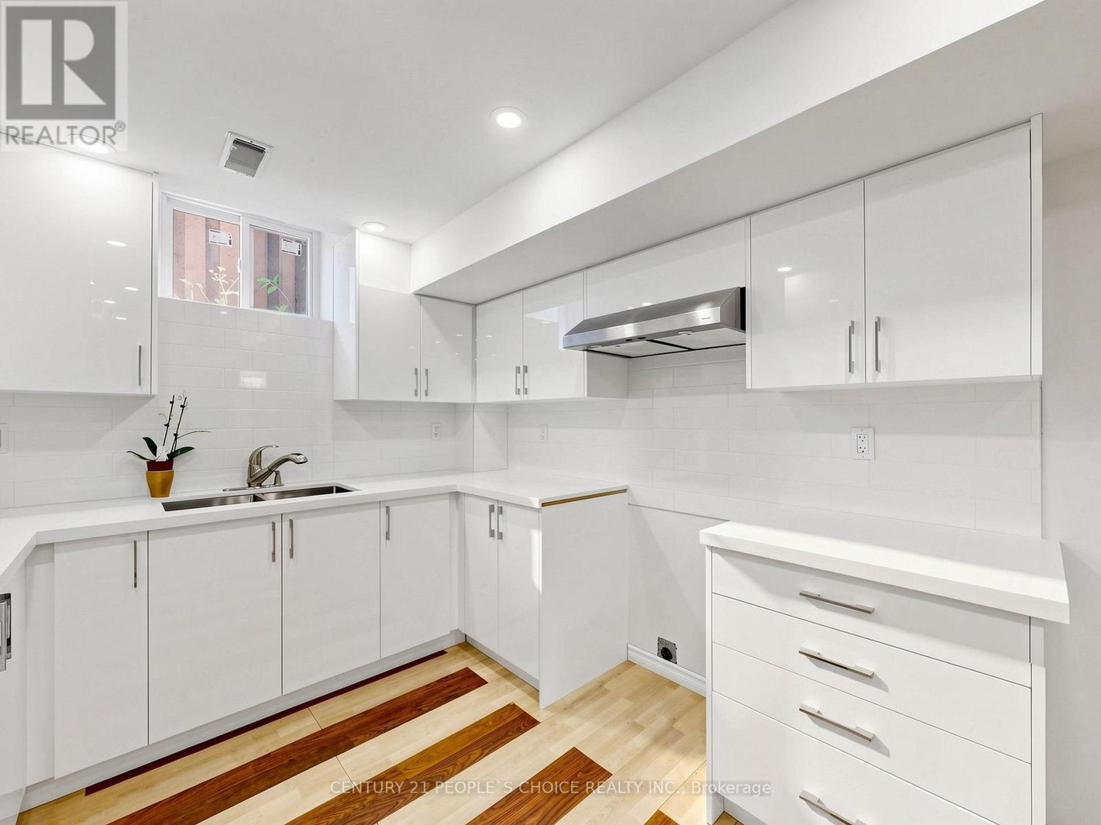 5615 WHITEHORN AVENUE - 36