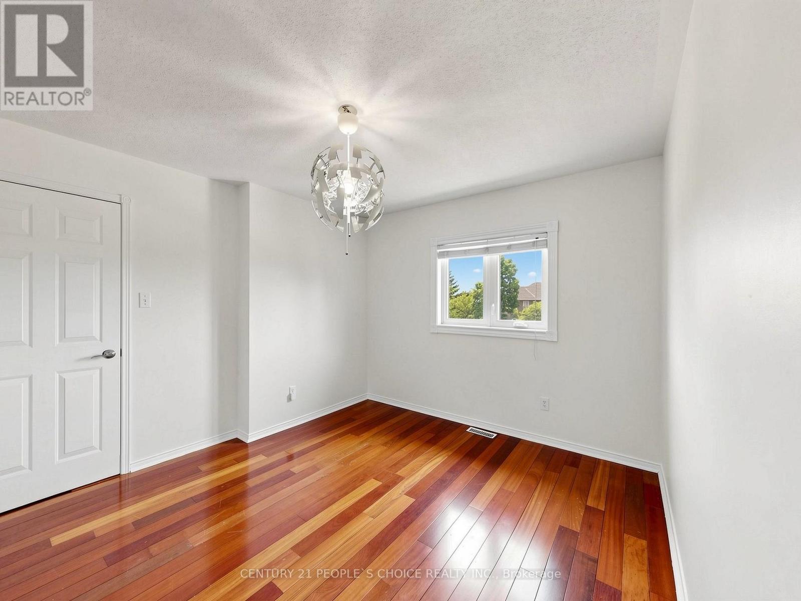 5615 WHITEHORN AVENUE - 32
