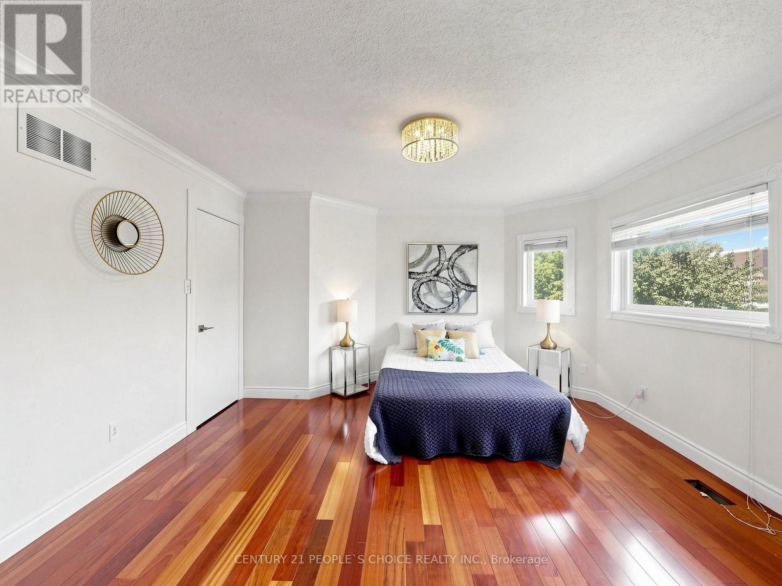 5615 WHITEHORN AVENUE - 23